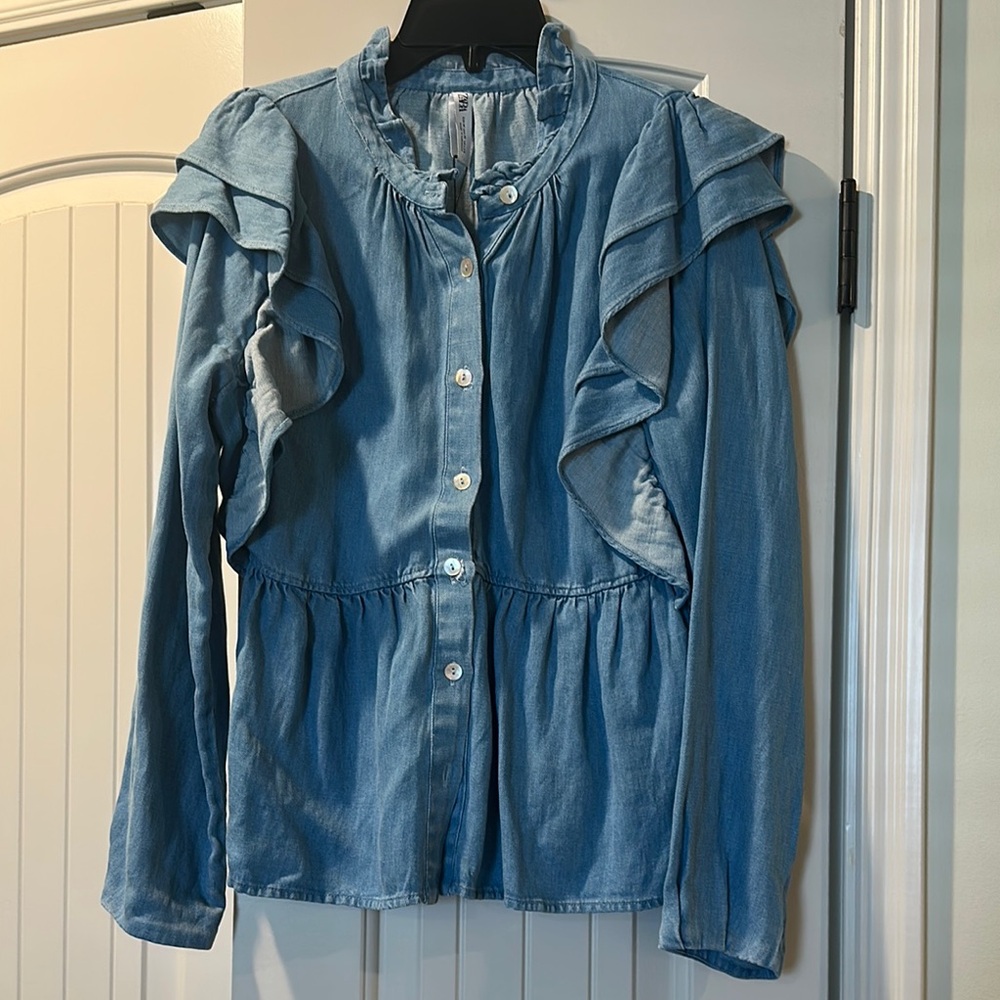Zara Ruffled Denim top button shirt? NWT! M